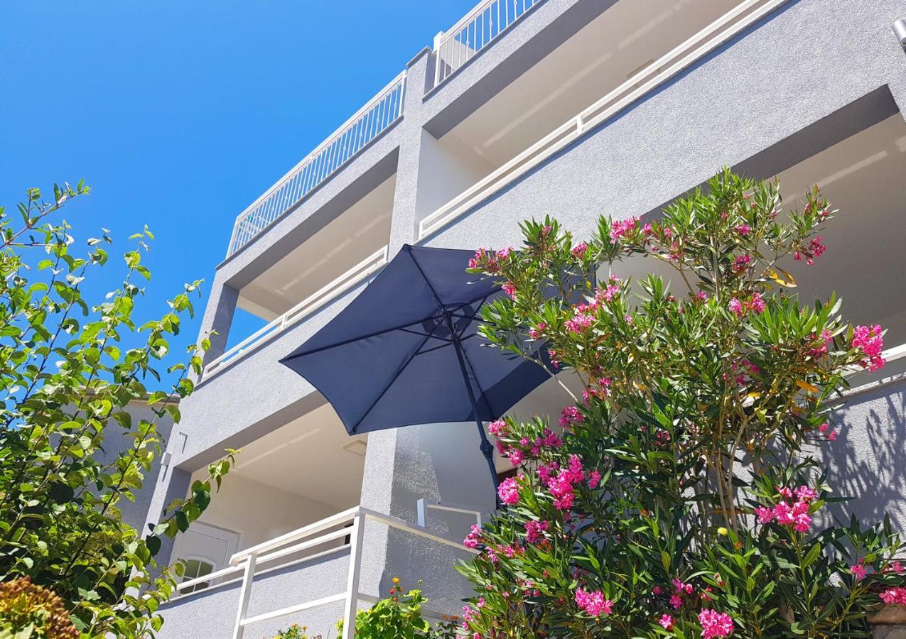Villa Skalinada With Sea View Brela Exterior photo