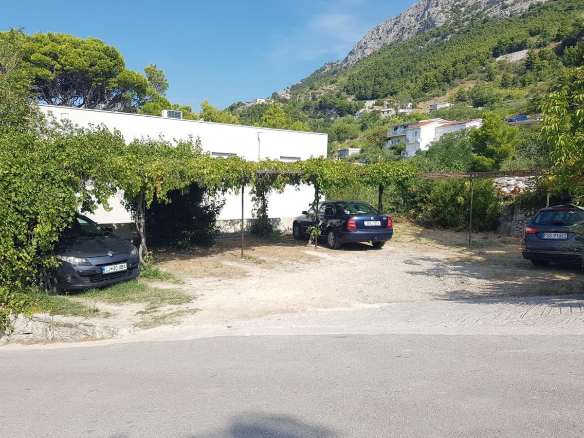 Villa Skalinada With Sea View Brela Exterior photo