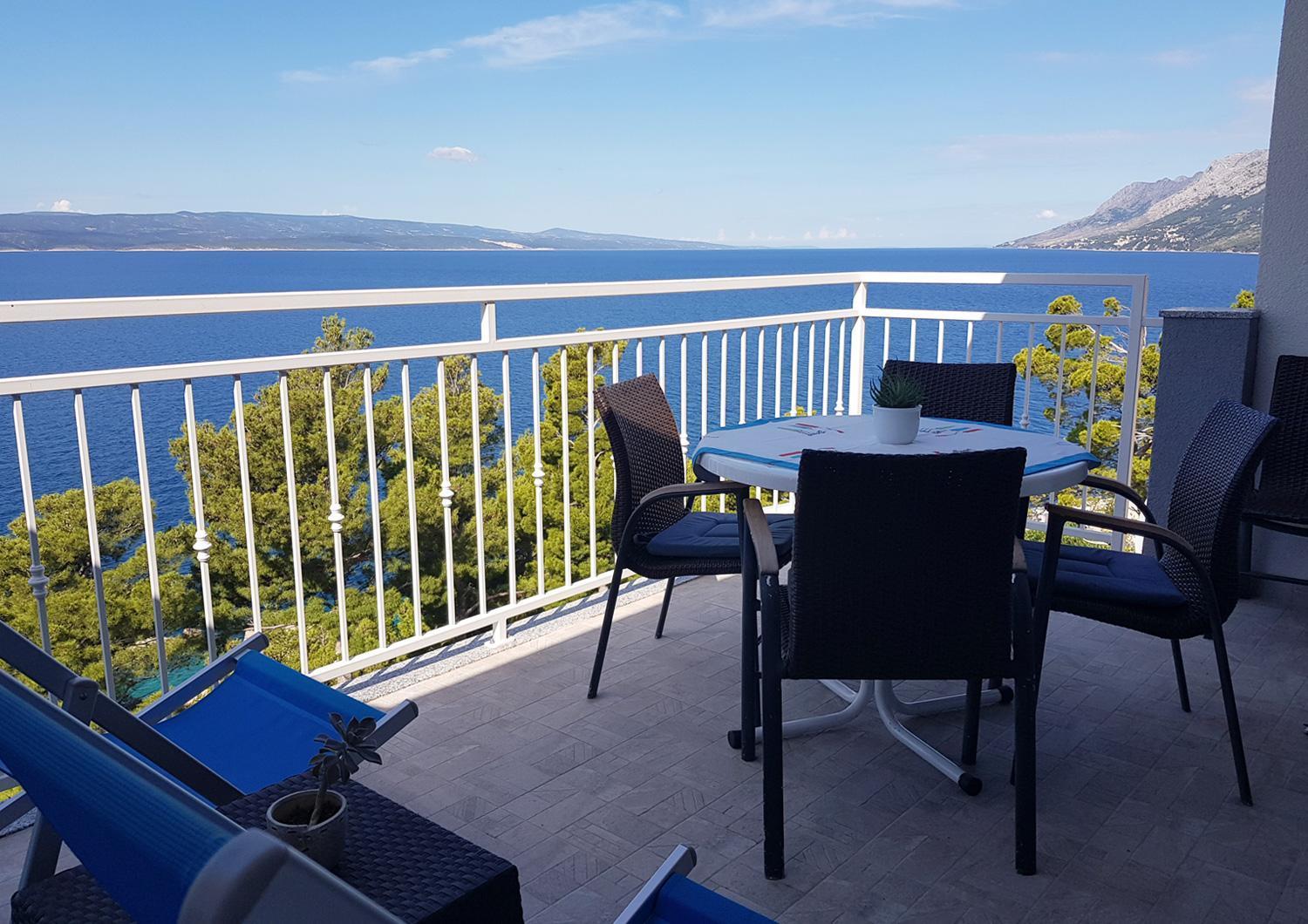 Villa Skalinada With Sea View Brela Room photo