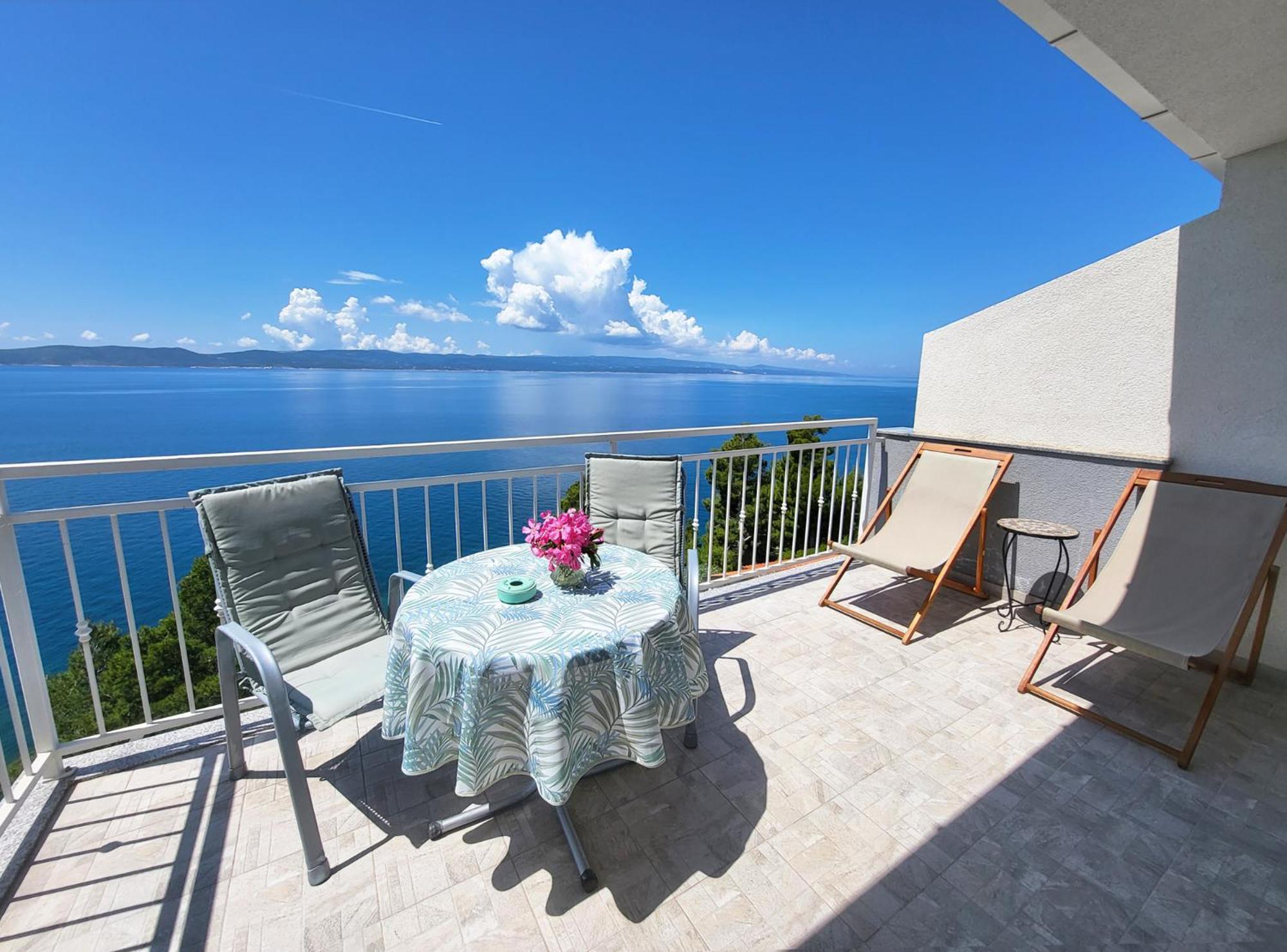 Villa Skalinada With Sea View Brela Room photo